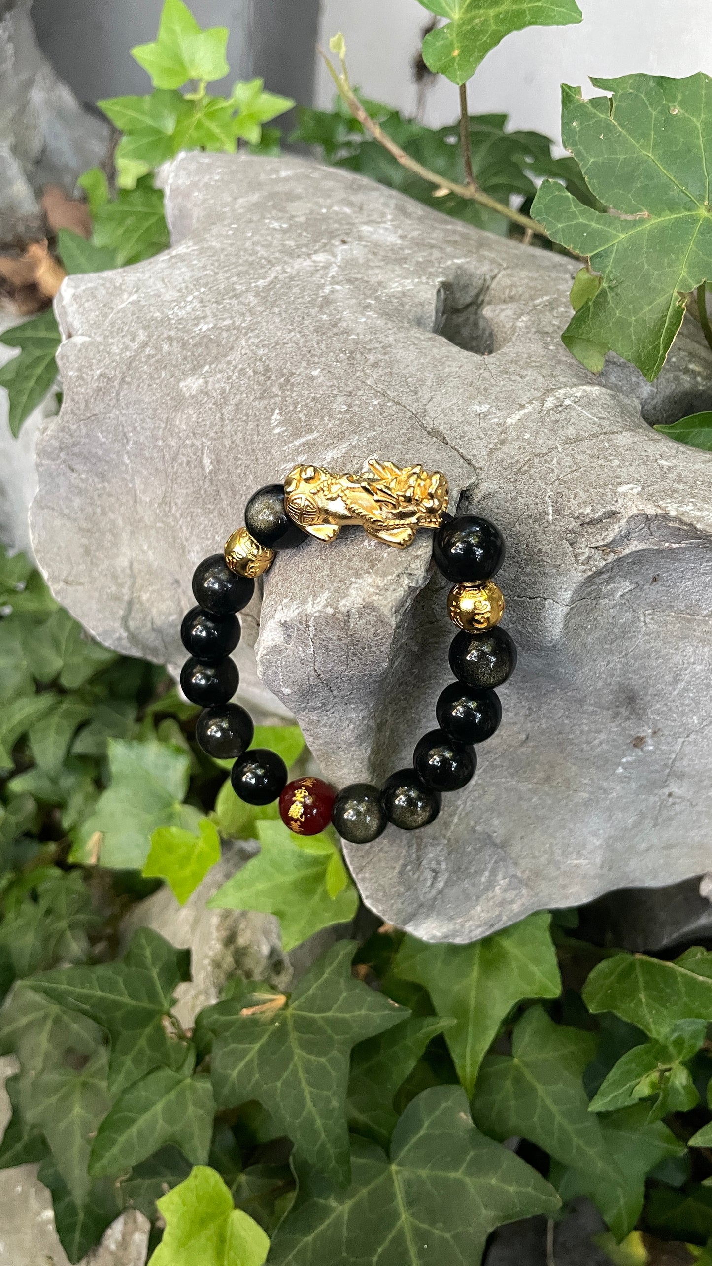 Gold Guard of Pi Xiu